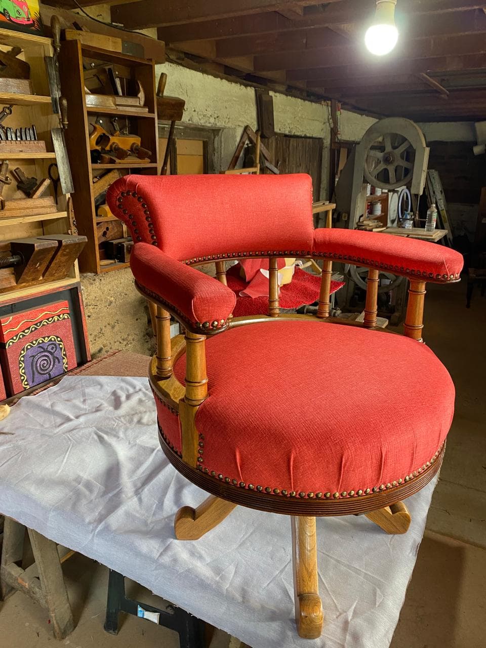 Sillón tapizado y restaurado - Servicio de tapicería de sillón en Quilpué